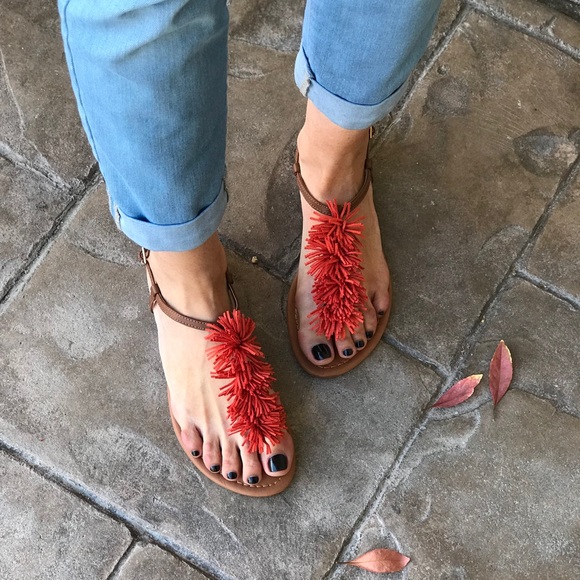 Urban Outfitters Shoes - Rust Boho Chic Vive Fringe Thong Sandals